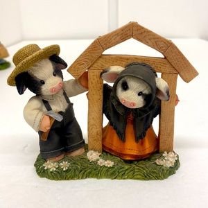 Enesco Original “Hoofy Hearts Make Hoofy Homes”